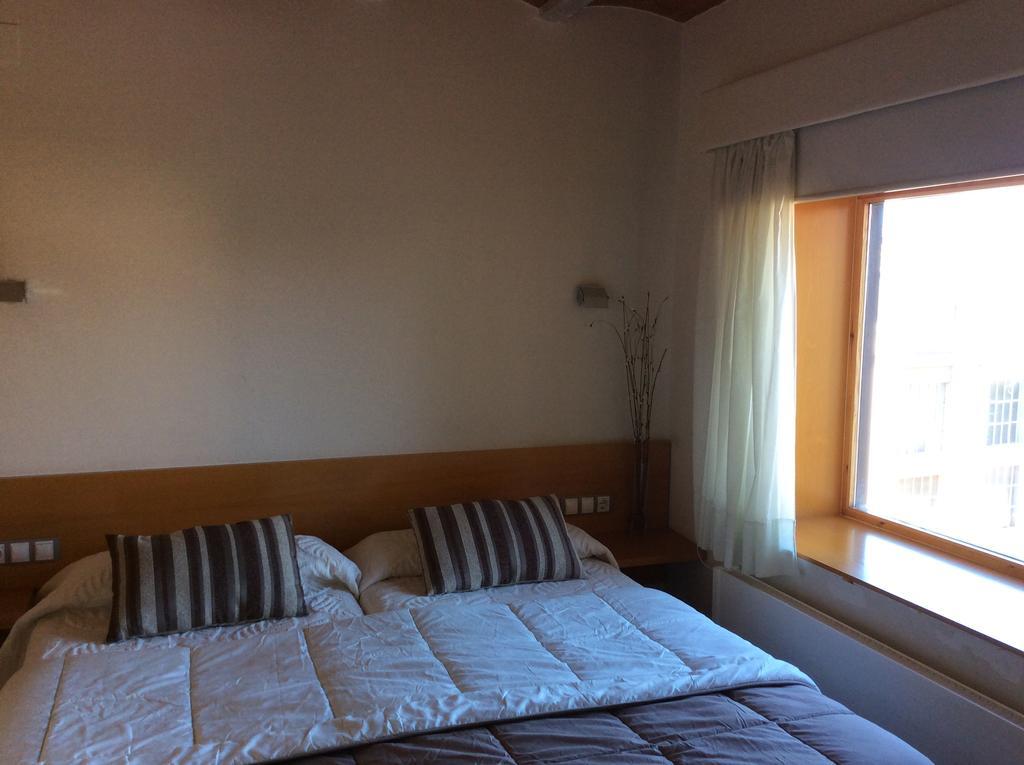 Hotel Viaurelia Montblanc Room photo