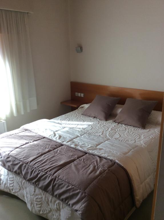 Hotel Viaurelia Montblanc Room photo